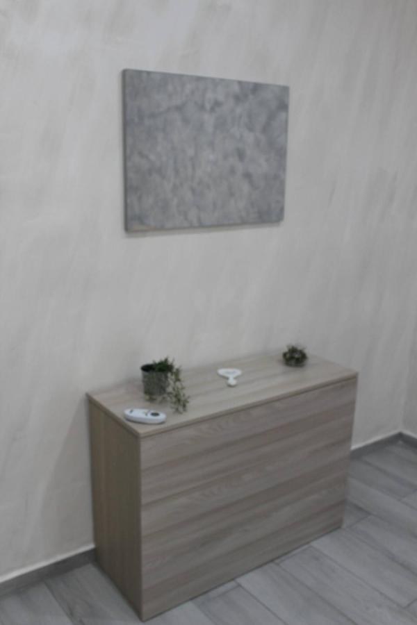Casa Vacanza Grey Aparthotel เนเปิลส์ ภายนอก รูปภาพ