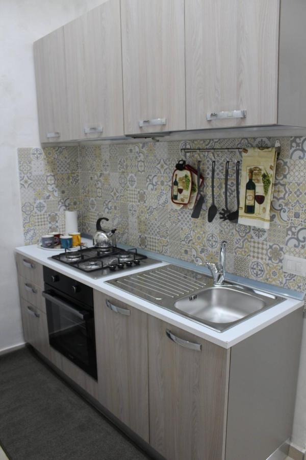 Casa Vacanza Grey Aparthotel เนเปิลส์ ภายนอก รูปภาพ